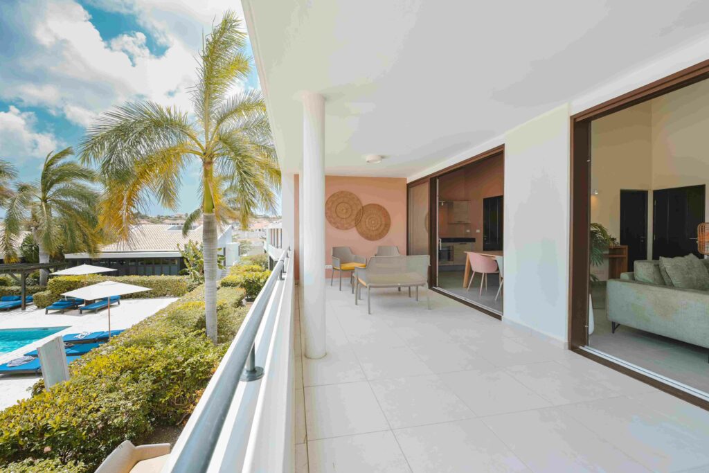 BlueBay 23 PART 1-73 (1)