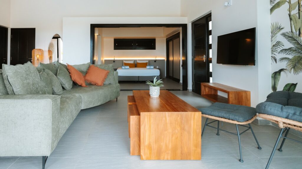 BlueBay 23 PART 1-69 (Medium)