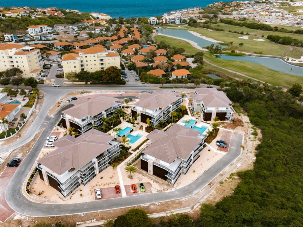 Breeze outside-5 (Medium)