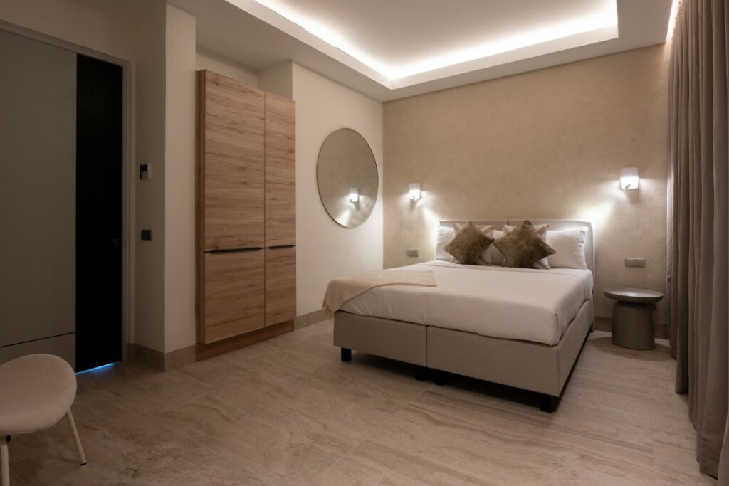 The Ridge Interieur Part 1-28 (Medium)