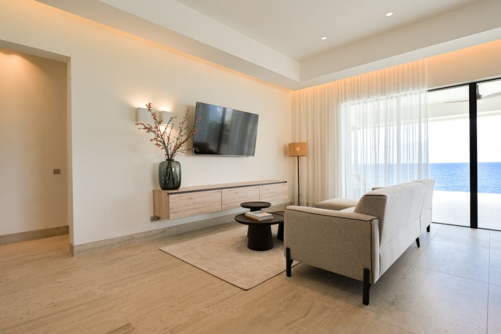 The Ridge Interieur Part 1-47 (Medium)