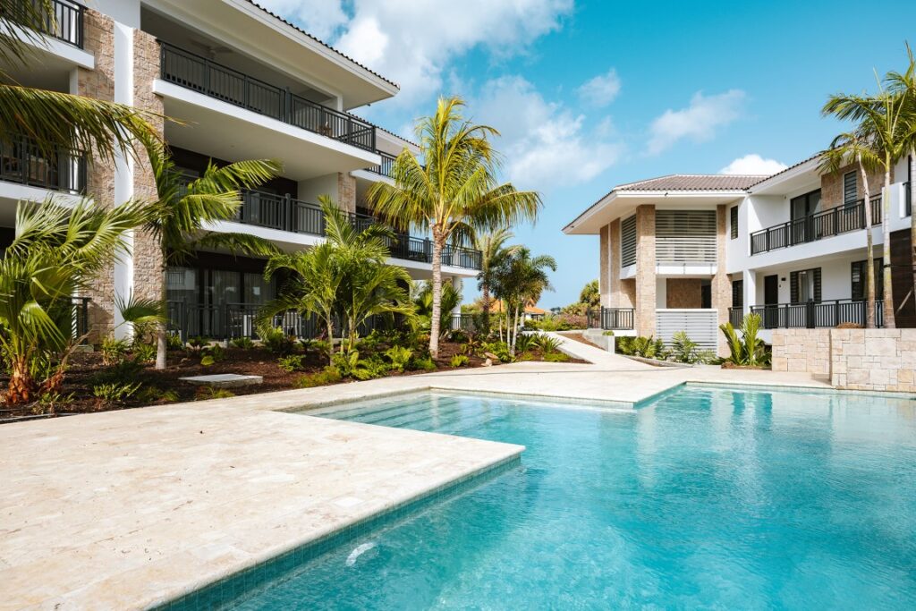 Breeze outside-14 copy (Medium) Blue Bay Curaçao Golf & Beach Resort | Promotion